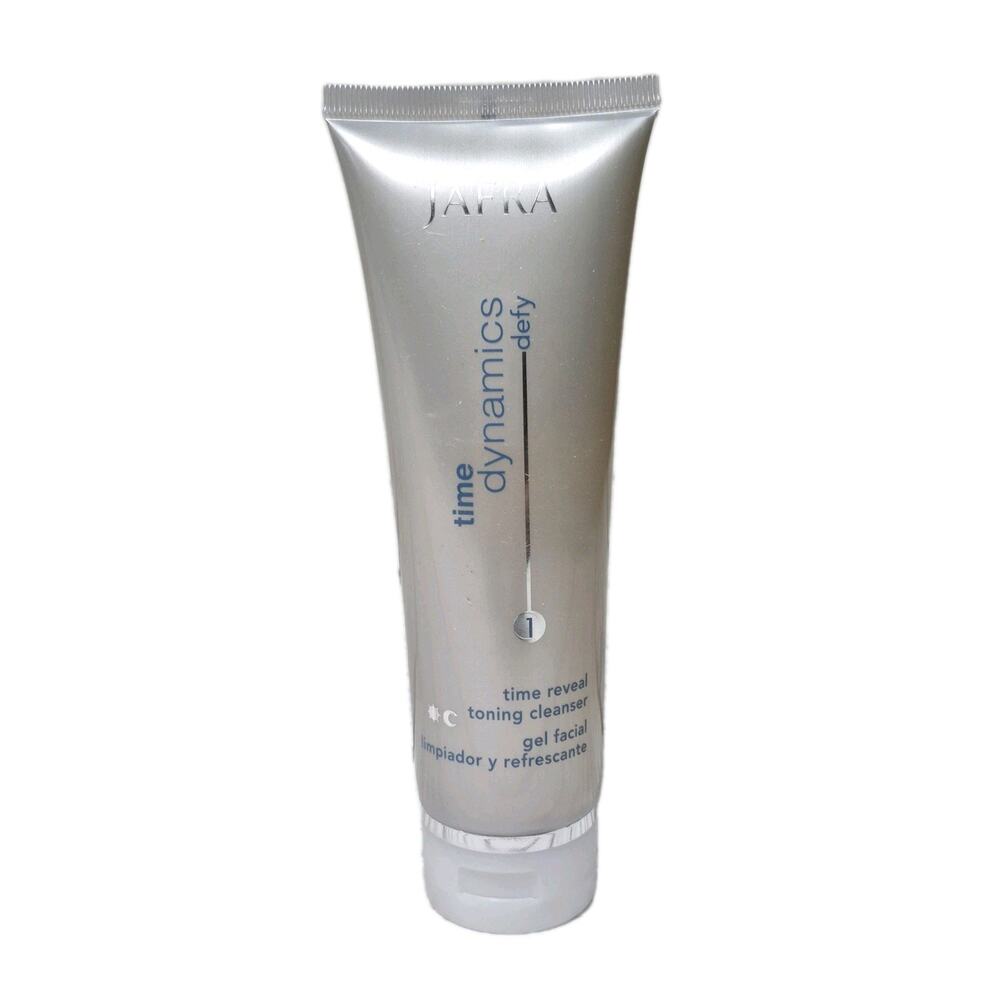 JAFRA TIME DYNAMICS DEFY Time Reveal Toning Cleanser 125 ml/4.2fl. oz.